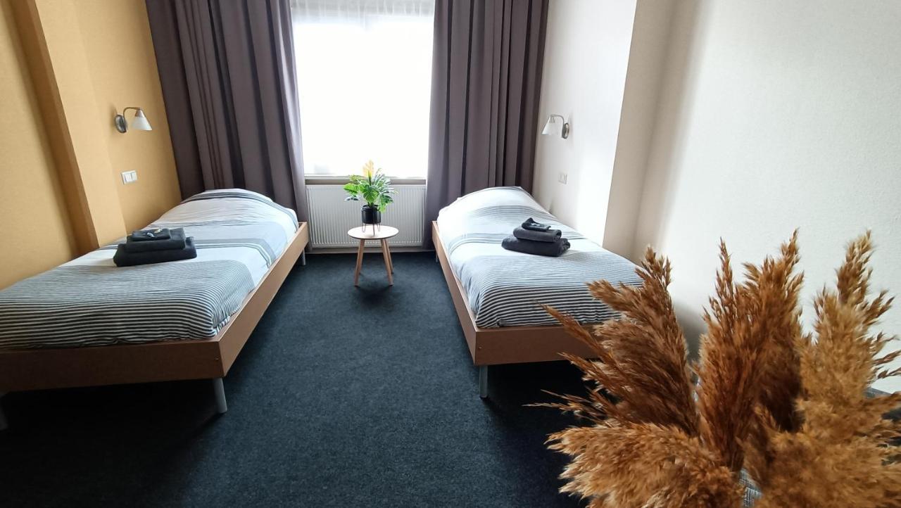 Hotel Rozenburg Bagian luar foto