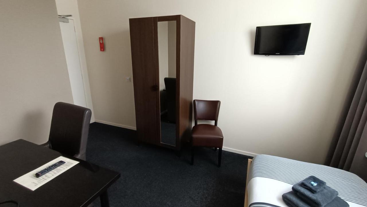 Hotel Rozenburg Bagian luar foto