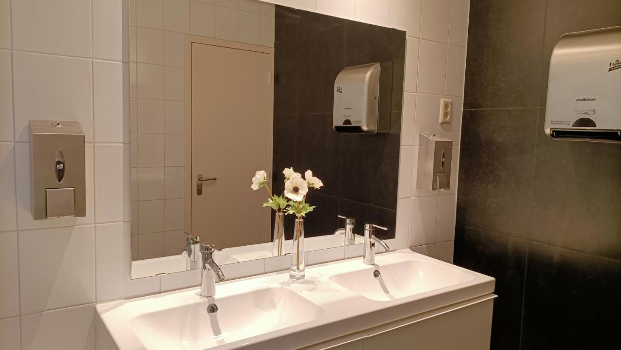 Hotel Rozenburg Bagian luar foto