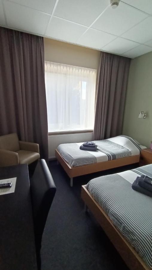 Hotel Rozenburg Bagian luar foto