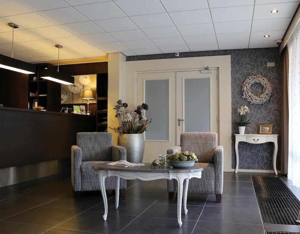 Hotel Rozenburg Bagian luar foto