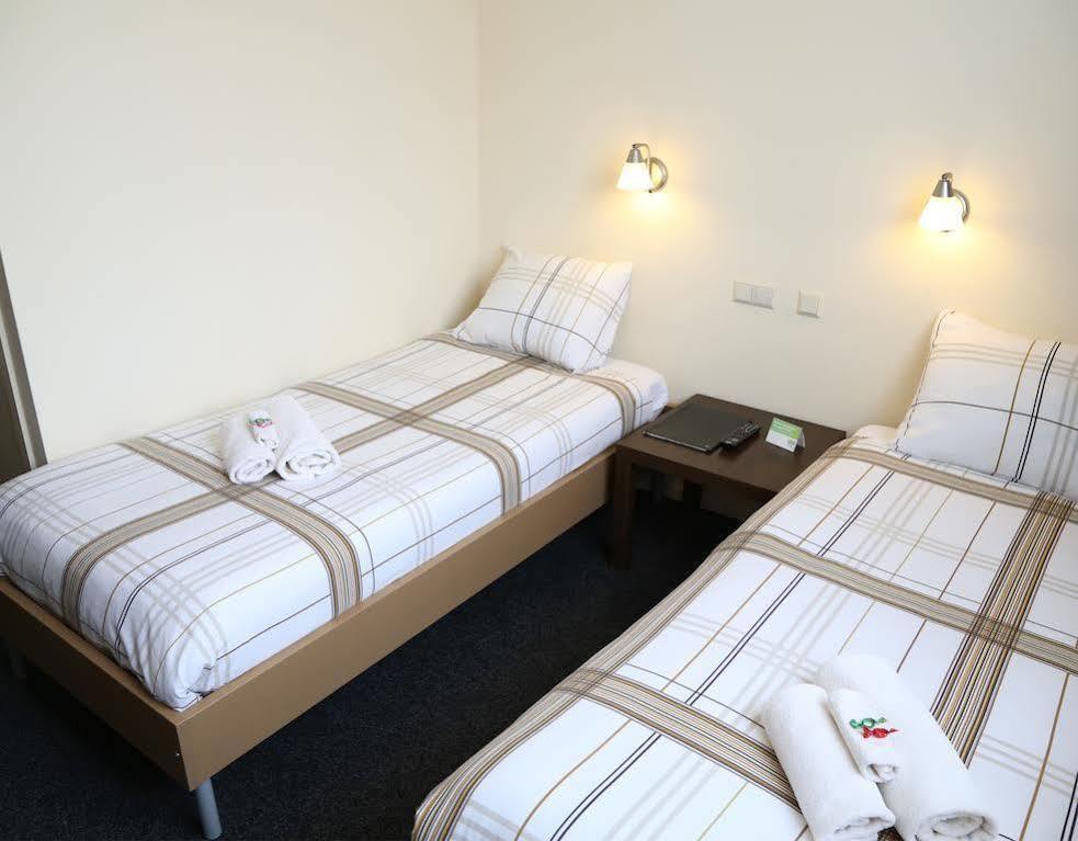 Hotel Rozenburg Bagian luar foto