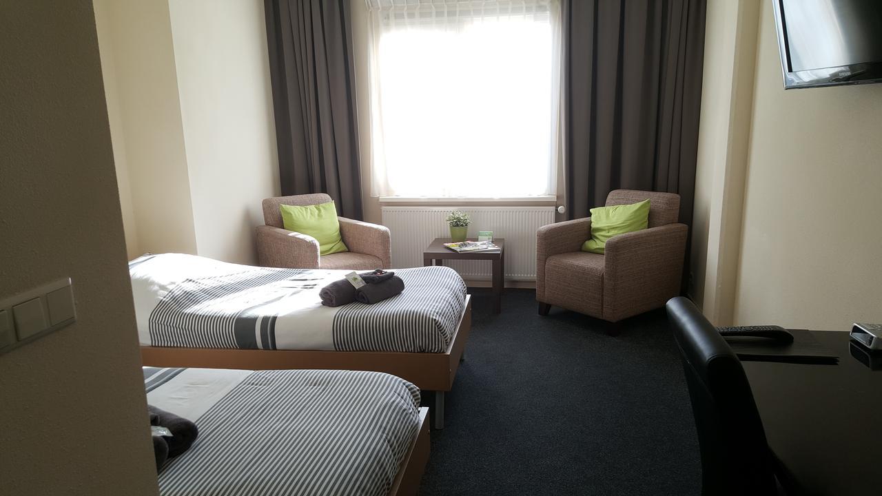 Hotel Rozenburg Bagian luar foto